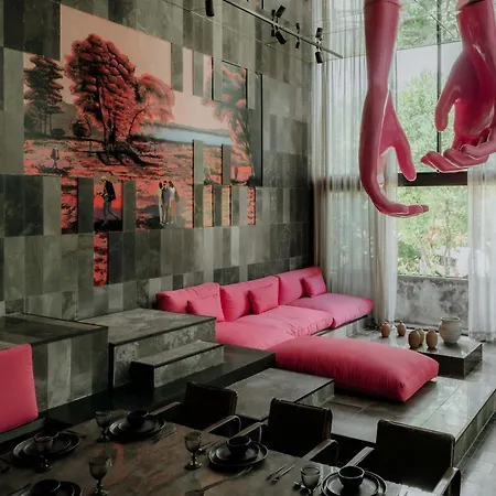 Barneys New York Residences Pink Suite